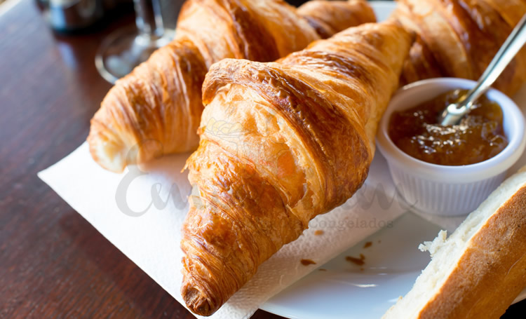 Croissant Calabresa